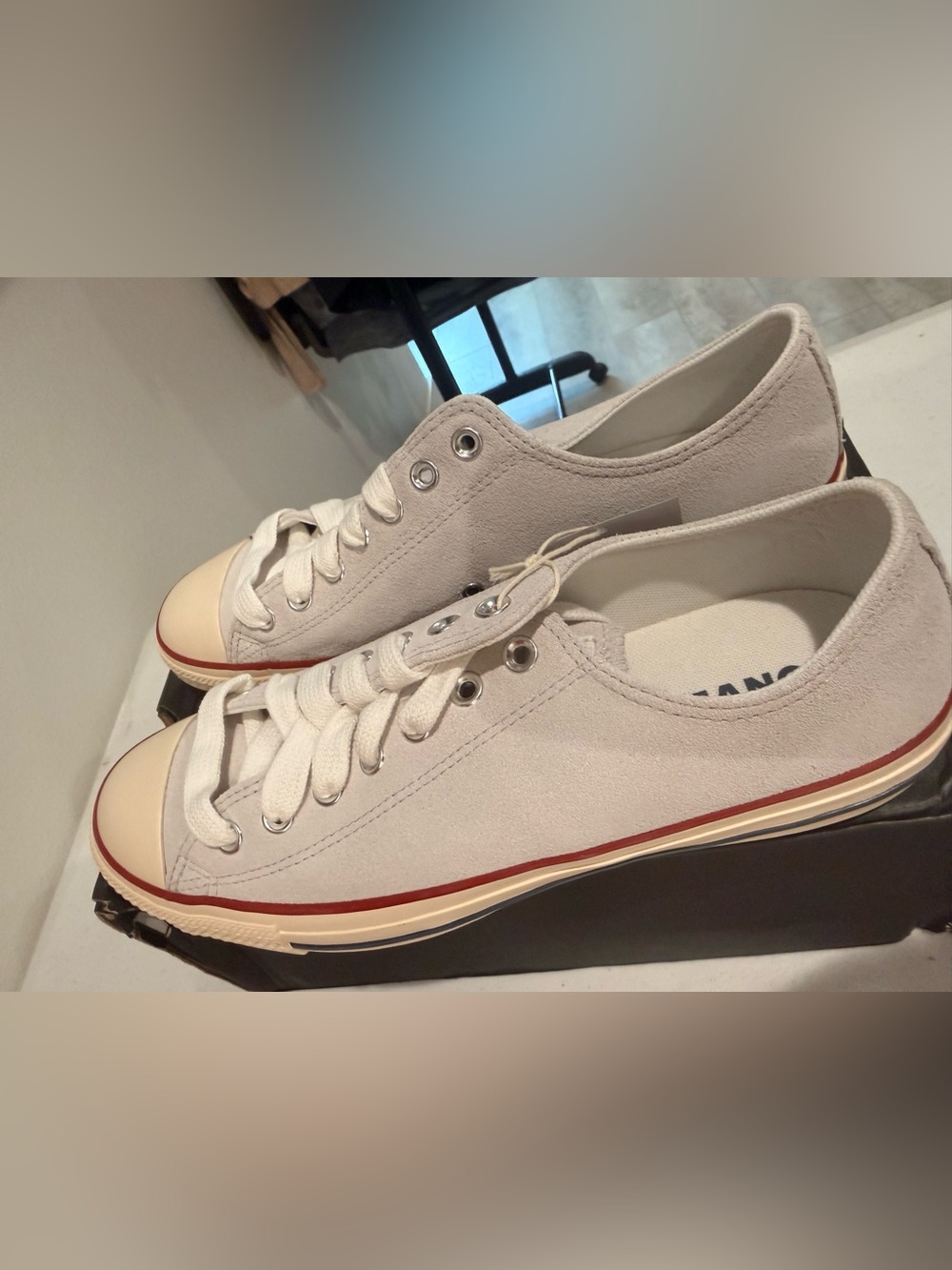 Converse Chuck Taylor All Star Gray Suede Lace-Up Sneakers US 9.5 / 43 EUR - Picture 2 of 7